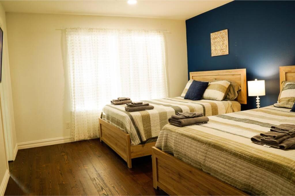 Dallas 4Br Large Yard W Hot Tub , Fire Pit And Basketball Hoop Exteriör bild