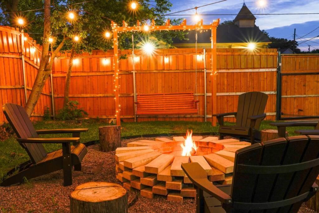 Dallas 4Br Large Yard W Hot Tub , Fire Pit And Basketball Hoop Exteriör bild