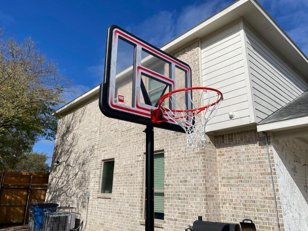 Dallas 4Br Large Yard W Hot Tub , Fire Pit And Basketball Hoop Exteriör bild